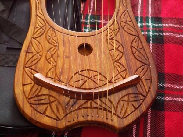 TC Lyra Harp Instrument 10 String zoom