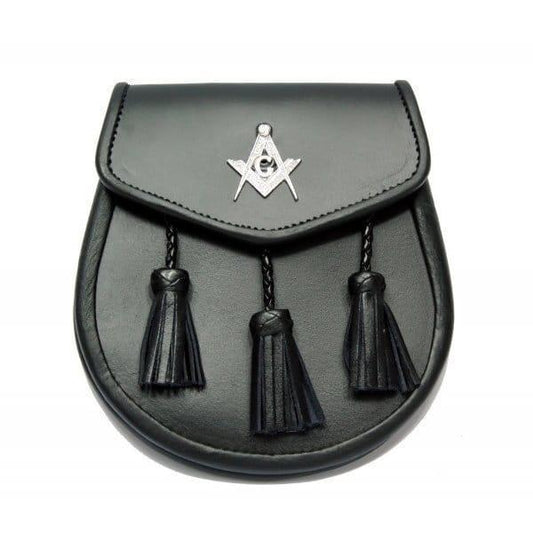 Semi Dress Black leather sporran